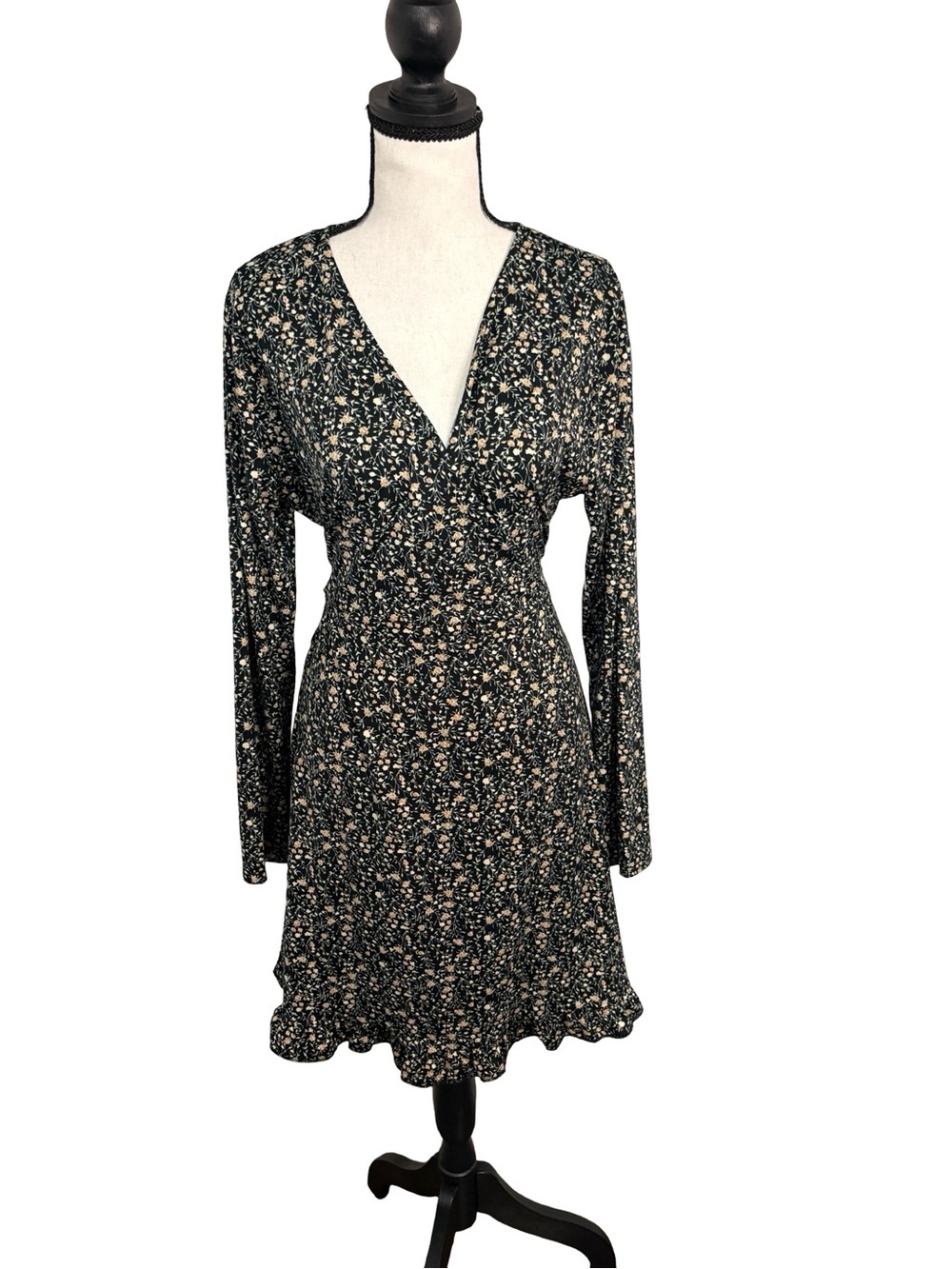 Lily Morgan XL Black Floral Faux Wrap Dress Long Sleeve Ruffle Hem